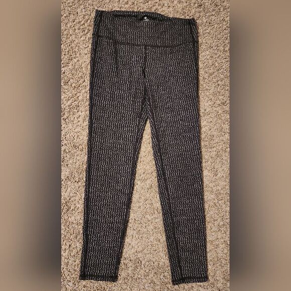 Athleta heartbeat chaturanha tights size M - Picture 5 of 8